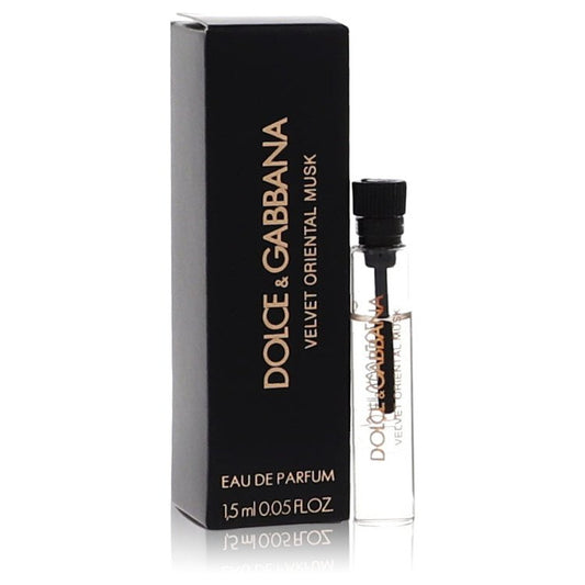 Dolce & Gabbana Velvet Oriental Musk by Dolce & Gabbana Vial (sample) .05 oz for Women - Thesavour